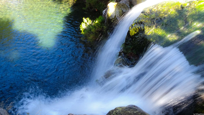 Cascade Levada do Alecrim et son eau turquoise